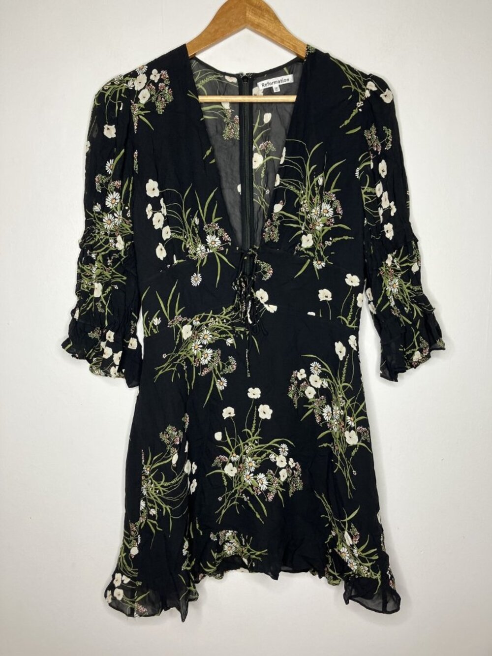 Reformation Women's Black Floral Daisy Mini Dress Size 10 Ruffled Hems